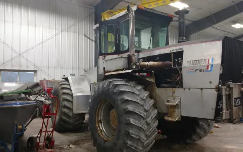 Steiger Panther Transmission